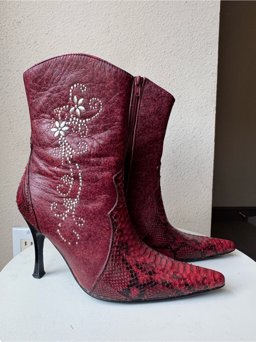 Women's Burgundy Embellished Pointed-Toe Heeled Ankle Boots